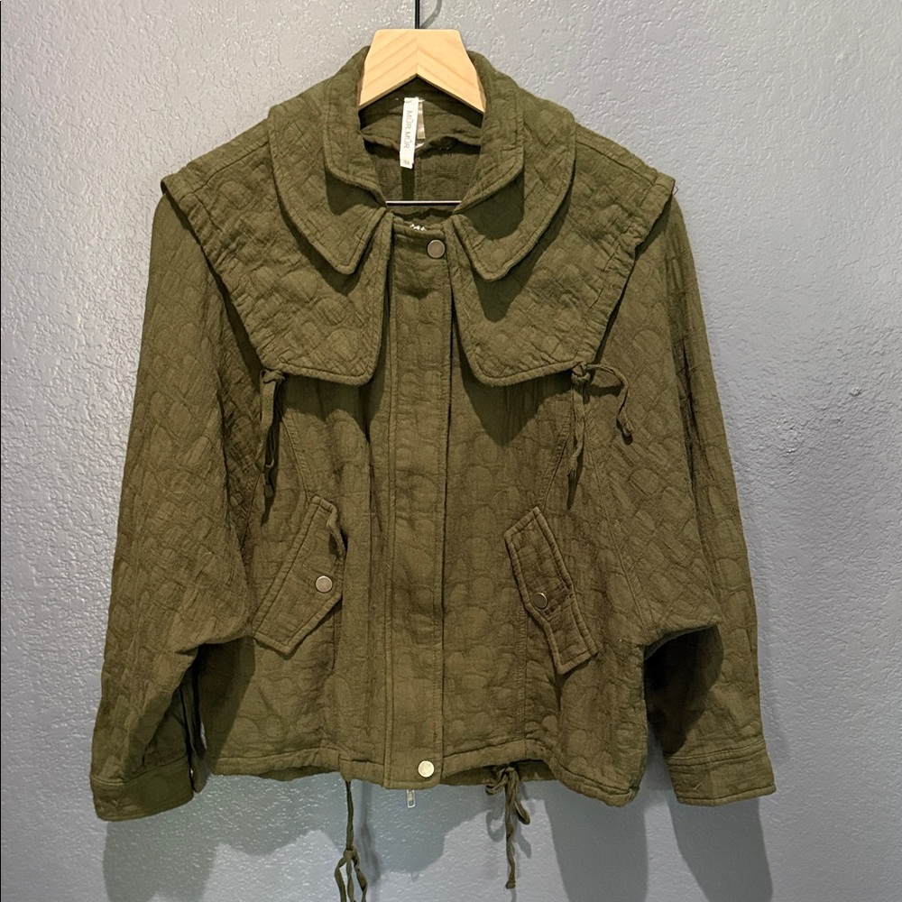 NWOT MUR MUR Olive Quilted Jacket with Oversized Collar Sz M